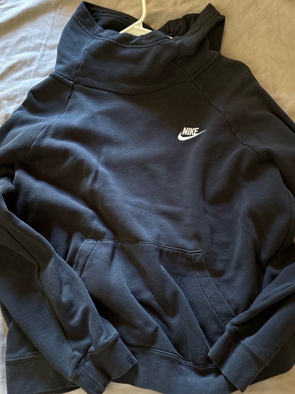 Nike Black Women's cow neck - Picture 2 of 2